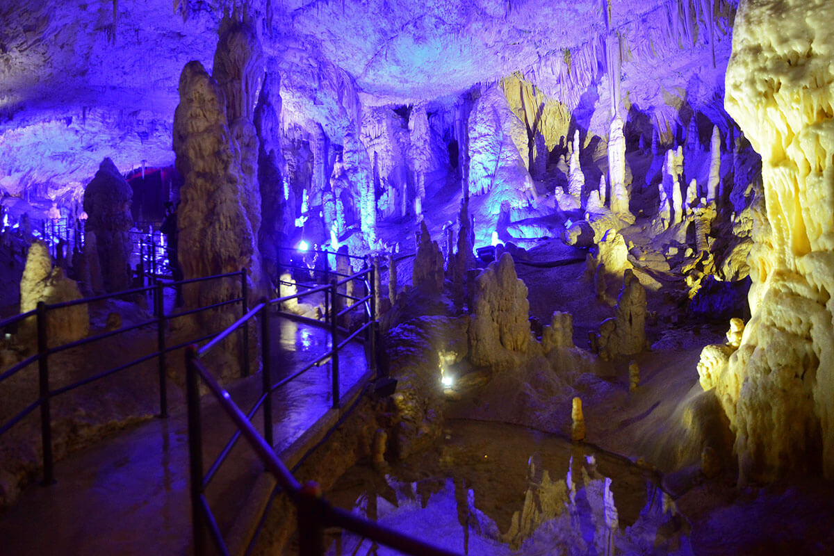 cromotion-travel-postojna-cave-slovenia